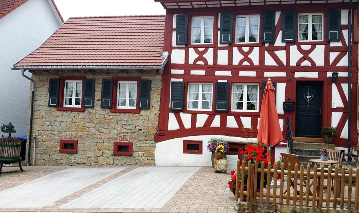 Ferienwohnung Traumschiff Erzingen Esterno foto